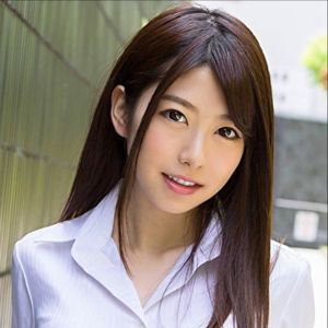 偽乳（入れ乳豊胸）AV女優・